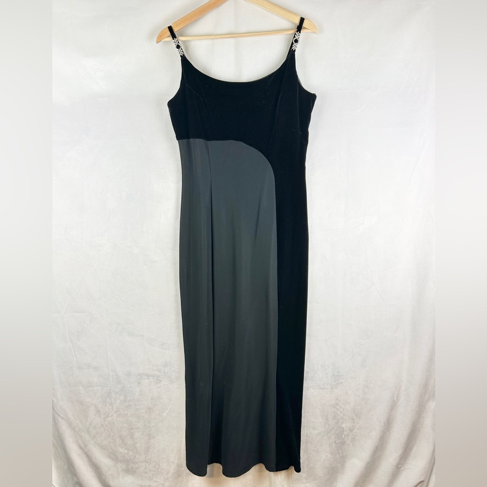 Elegant Black and Gray Women's Dress